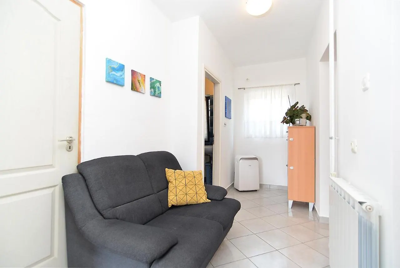 Apartment Tania 1085 Πούλα